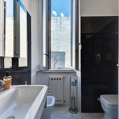 Trastevere Glorioso Marble 1 Bedroom Studio Rome